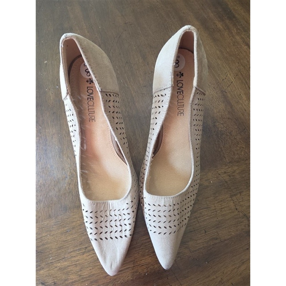 NWOTD Love Culture 8 Selina Taupe Pumps Pointy Toe Cut Out Heels 128001